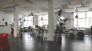 Read more about the article Navigating the Evolution of Office Spaces in the UK: Flexibility, Technology, and Sustainability